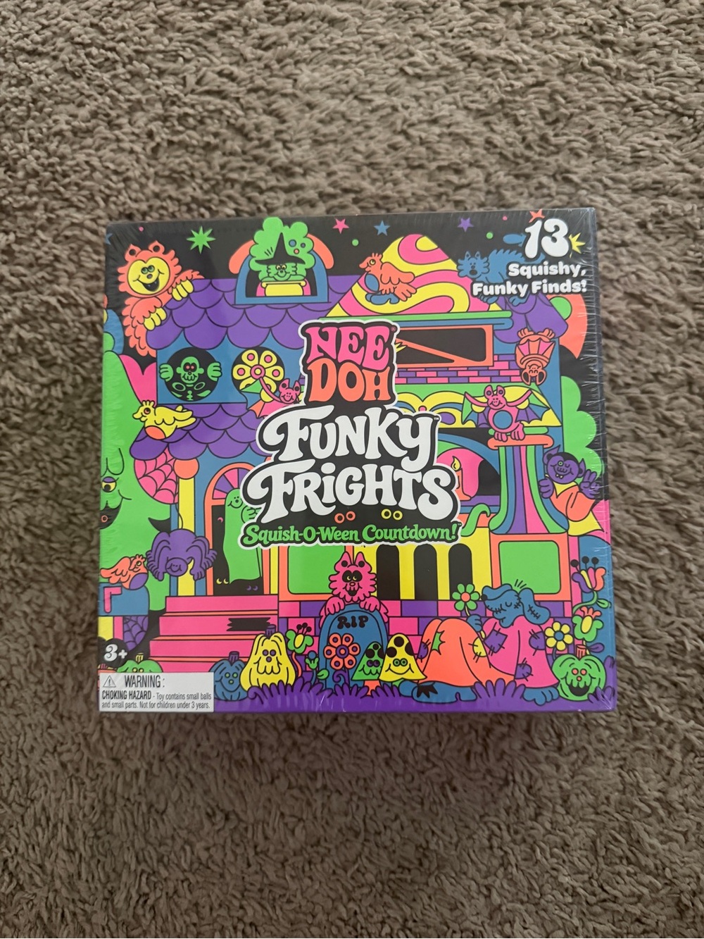 NeeDoh Funky Frights Squish-O-Ween Countdown - Neon Multicolor